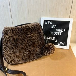 👜 Patricia Nash Laser Cut Sherpa Saddle Bag - A
